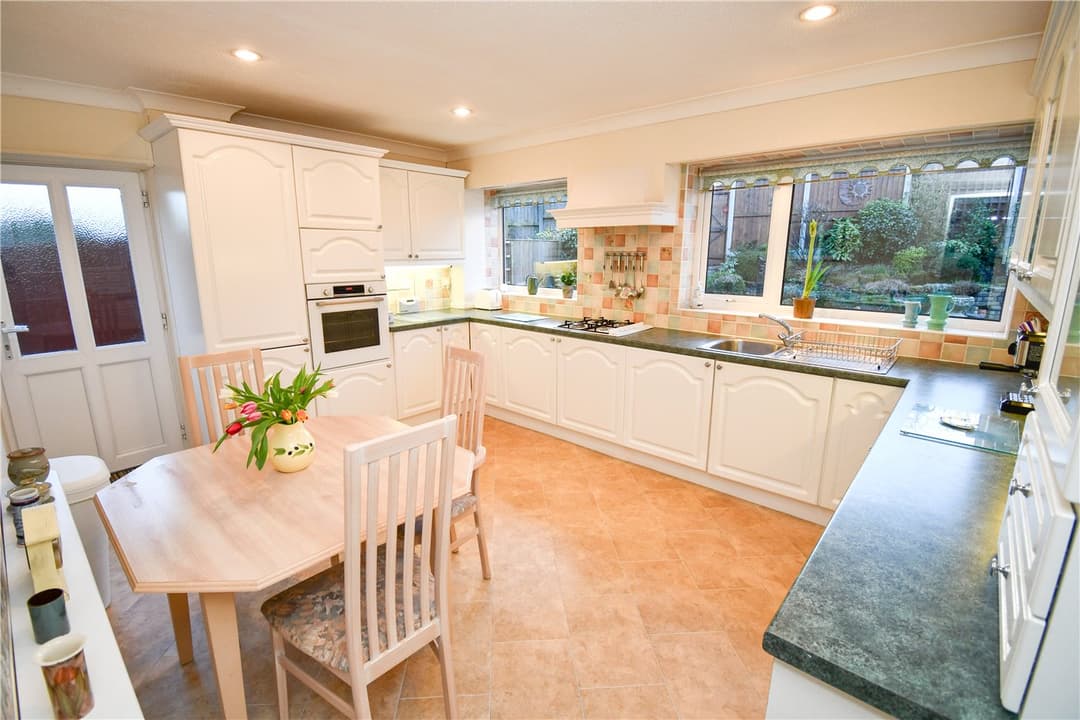 Riverbank Close, Lower Heswall, Wirral, CH60 8PP Karl Tatler